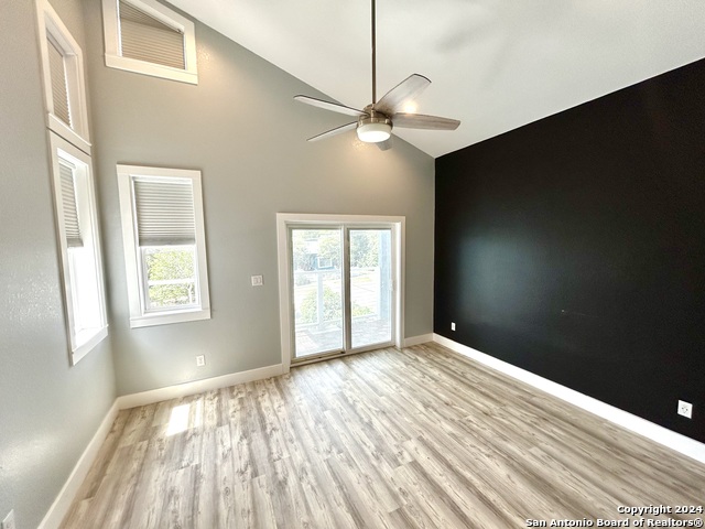 Listing photo id 10 for 810 Martin Luther King Drive  201