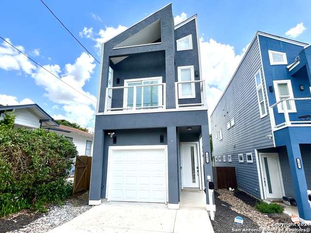 Listing photo id 0 for 810 Martin Luther King Drive  201