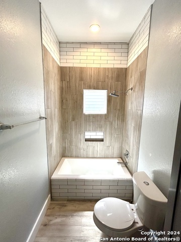 Listing photo id 19 for 810 Martin Luther King Drive  201