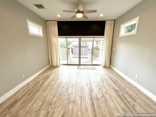 Listing photo id 5 for 810 Martin Luther King Drive  201