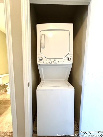 Image 13 of 25 For 5026 Summitwood 3