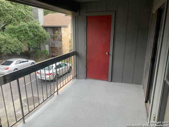 Image 16 of 24 For 3843 Barrington St  253n