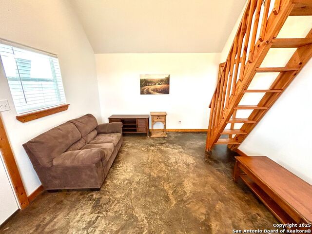 Image 3 of 14 For 573 Texas 97  109
