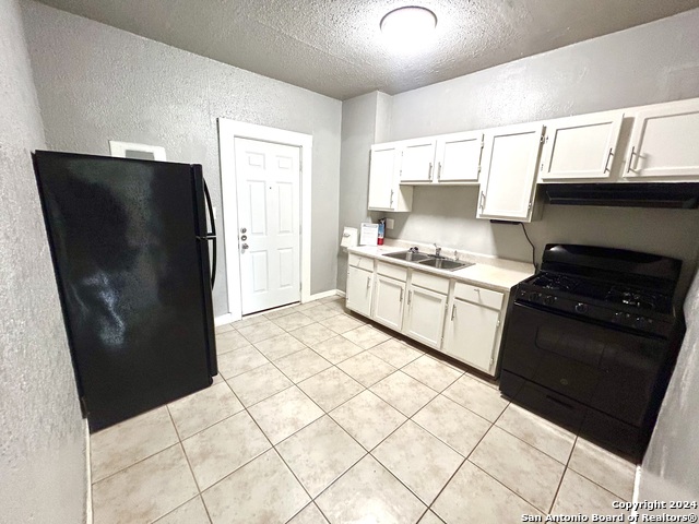 Image 7 of 14 For 1409 Woodlawn Avenue W 7