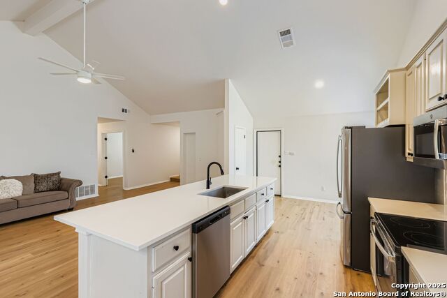Image 13 of 29 For 14615 Highland Ridge
