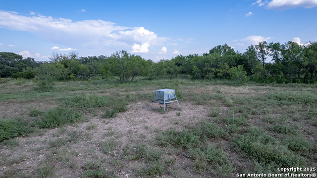 Listing photo id 2 for 3 Utopia Forest