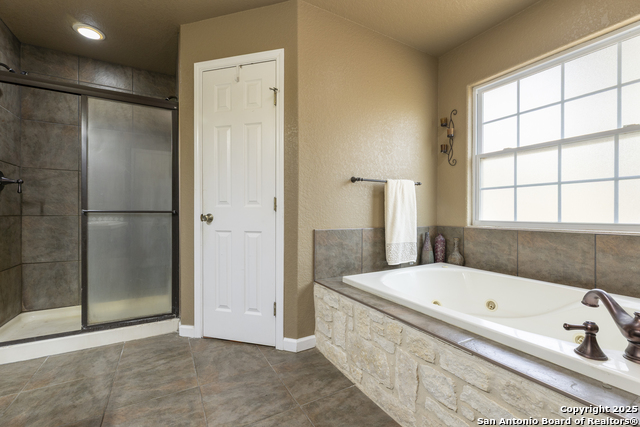 Image 16 of 33 For 568 Jacobs Ln