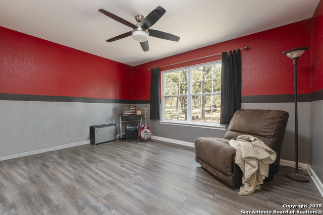 Image 18 of 33 For 568 Jacobs Ln