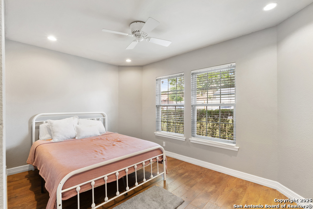 Image 12 of 18 For 10206 Cedarbend