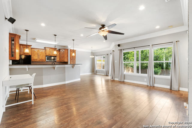 Image 3 of 18 For 10206 Cedarbend