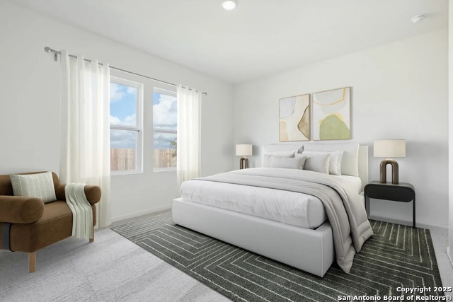 Listing photo id 5 for 5210 Thistle Place