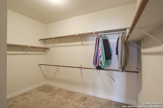 Listing photo id 22 for 2839 Running Fawn