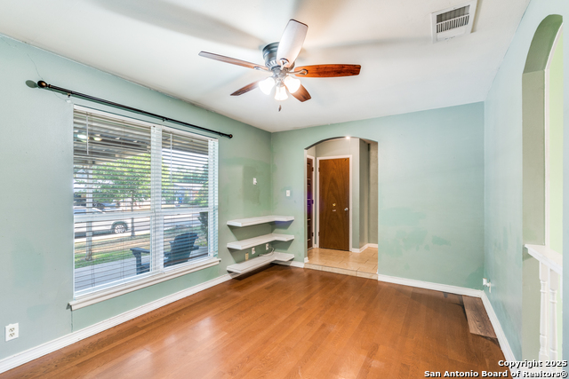 Image 6 of 25 For 5210 Foxcross