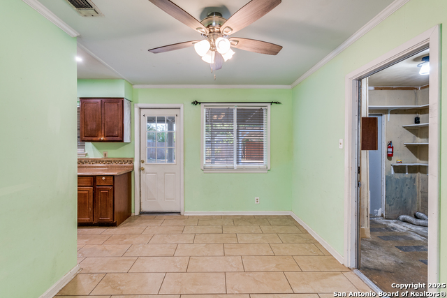 Image 8 of 25 For 5210 Foxcross