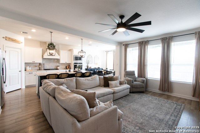 Image 5 of 27 For 288 Sonata Canyon