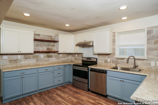 Image 5 of 15 For 931 Hutchins W