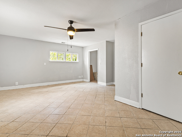 Image 17 of 26 For 105 Colglazier