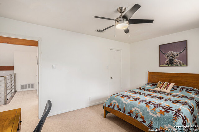 Listing photo id 25 for 9159 Powhatan Dr