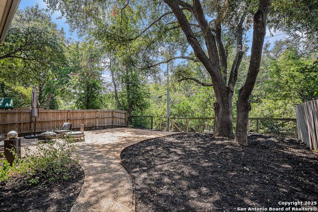 Listing photo id 32 for 9159 Powhatan Dr