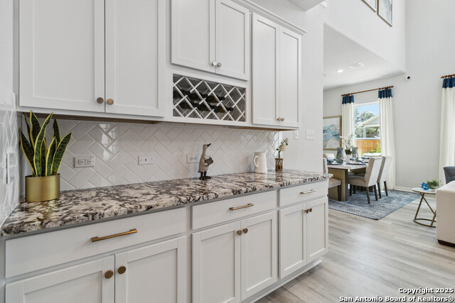 Image 7 of 25 For 11303 Hollinger Circle