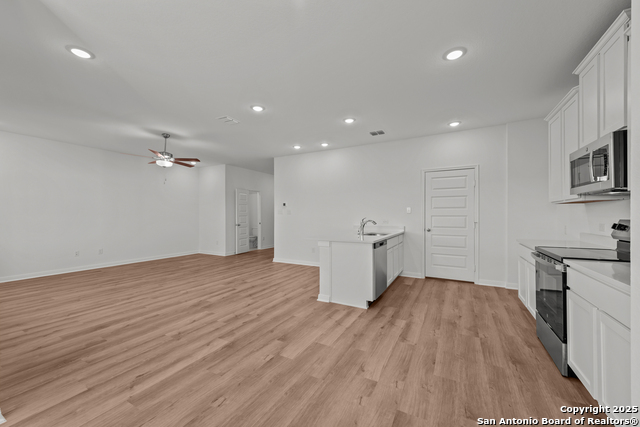 Listing photo id 10 for 6718 Red Buffalo Trail