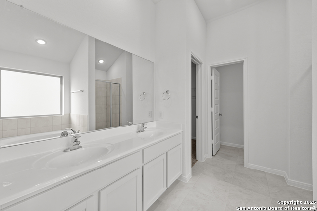 Listing photo id 13 for 6718 Red Buffalo Trail