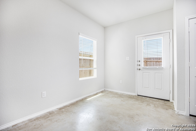 Image 10 of 26 For 7239 Converse Ridge