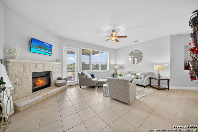 Image 6 of 43 For 5911 Cecilyann