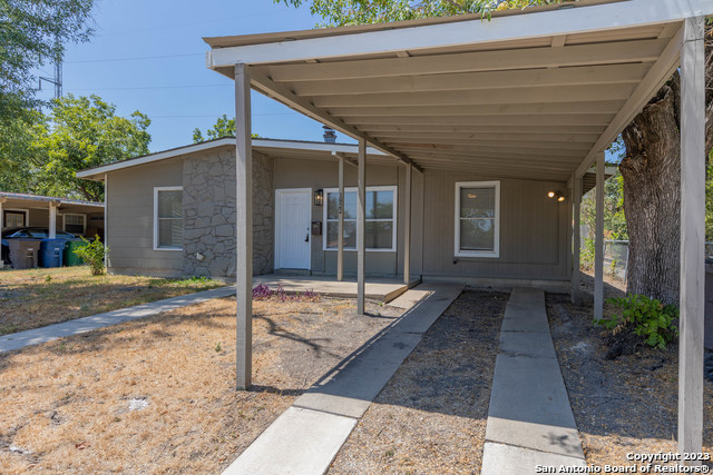 Image 2 of 28 For 1822 Arroya Vista