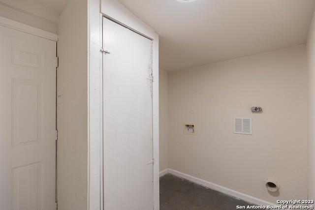 Image 21 of 28 For 1822 Arroya Vista