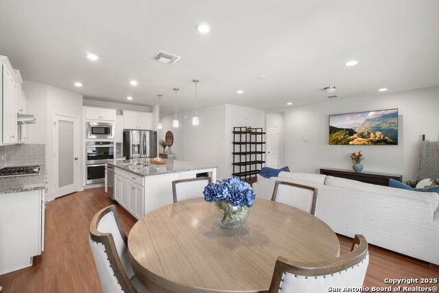 Image 10 of 40 For 6908 Opus Lane