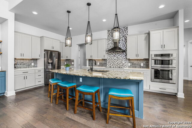Listing photo id 20 for 5943 Colin Rdg