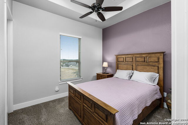 Listing photo id 29 for 5943 Colin Rdg