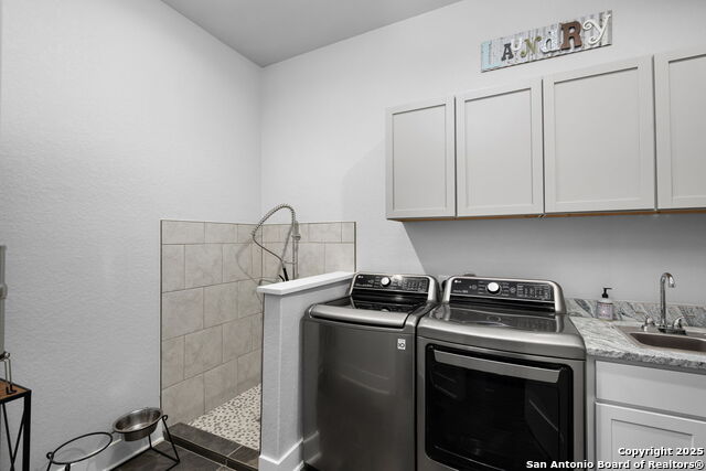 Listing photo id 33 for 5943 Colin Rdg