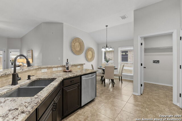 Image 22 of 31 For 14119 Silver Charm