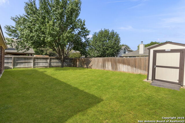 Image 28 of 31 For 14119 Silver Charm