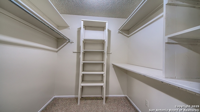Listing photo id 19 for 4800 Rockford