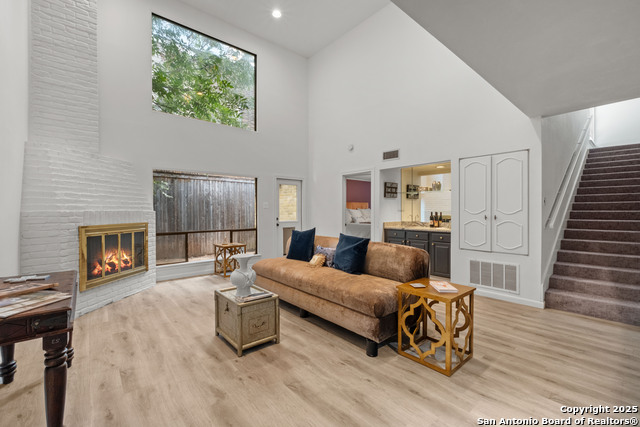 Details for 8123 New Braunfels  D, San Antonio, TX 78209