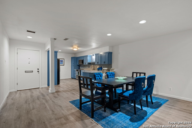 Image 6 of 17 For 8123 New Braunfels  D