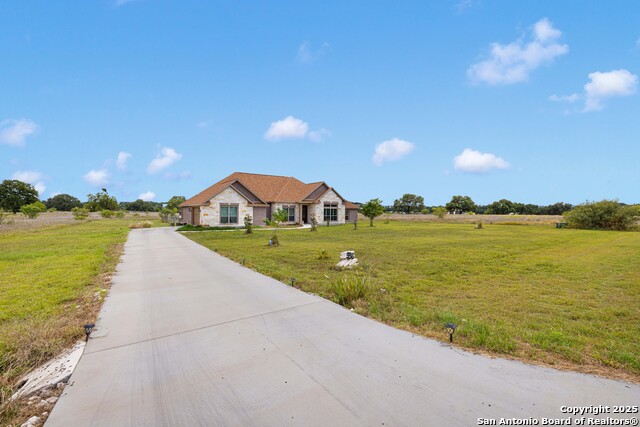 Image 2 of 23 For 936 Martingale