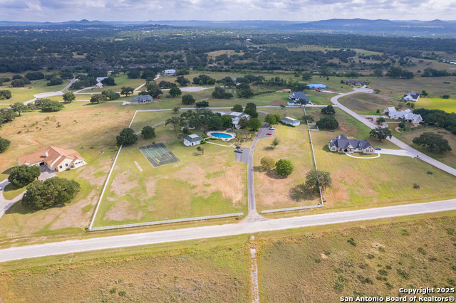 Image 22 of 23 For 936 Martingale