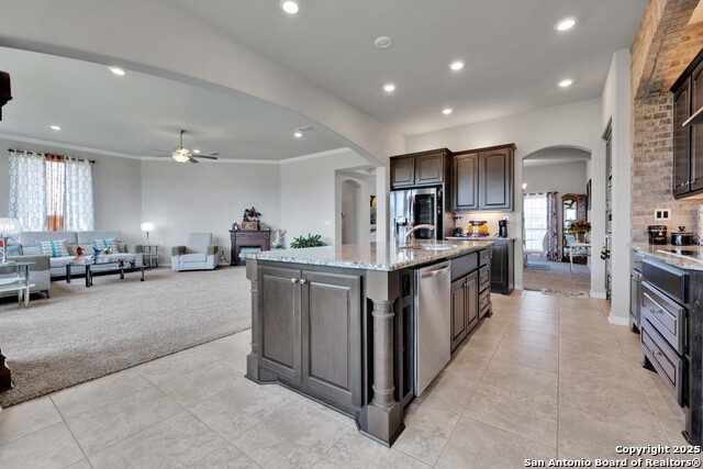 Image 9 of 23 For 936 Martingale