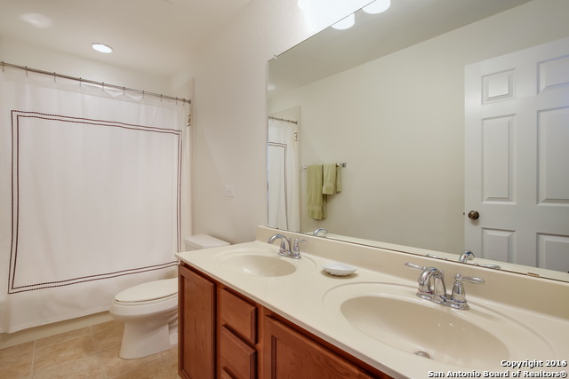 Listing photo id 22 for 2910 Dusseldorf