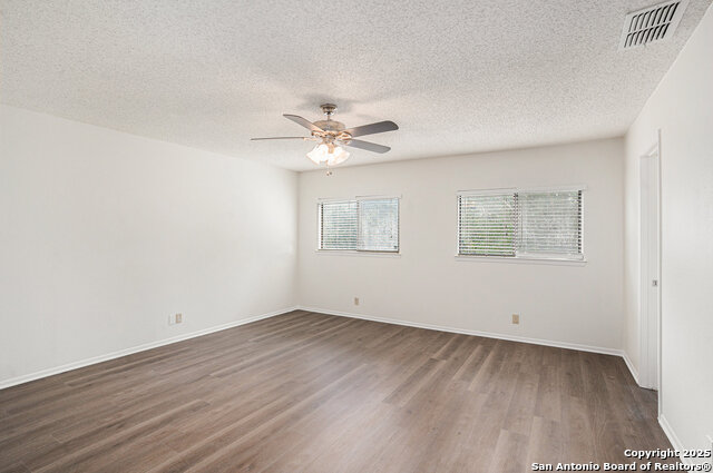 Image 11 of 16 For 13038 Woller Valley