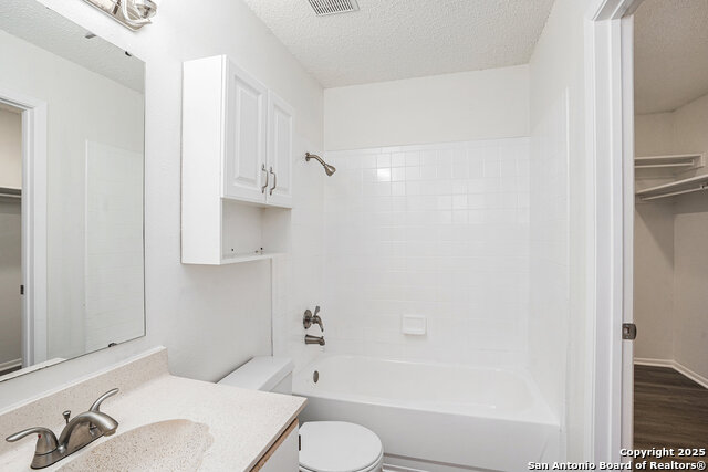 Image 15 of 16 For 13038 Woller Valley