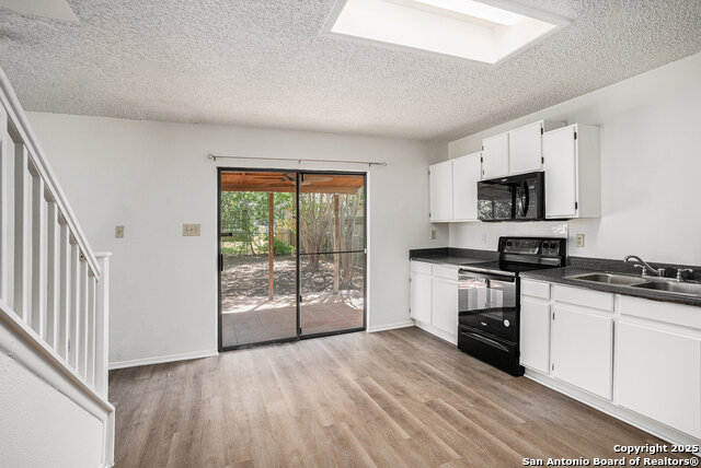 Image 5 of 16 For 13038 Woller Valley