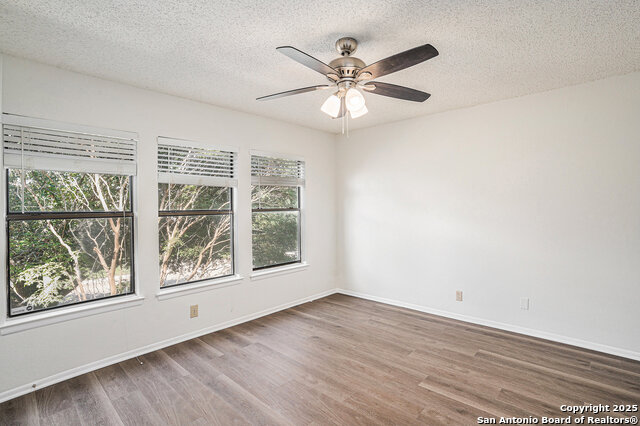 Image 8 of 16 For 13038 Woller Valley