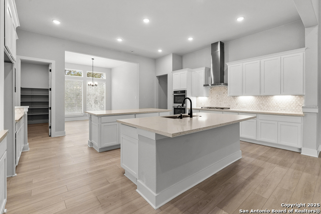 Image 8 of 20 For 325 Raven Road