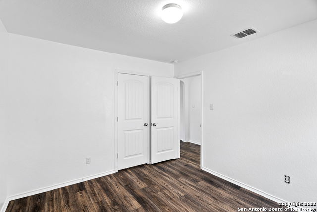 Image 15 of 34 For 3558 Glacier Lk