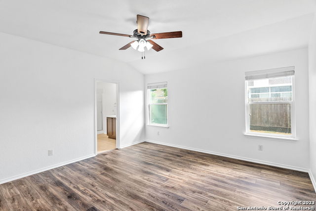 Image 20 of 34 For 3558 Glacier Lk